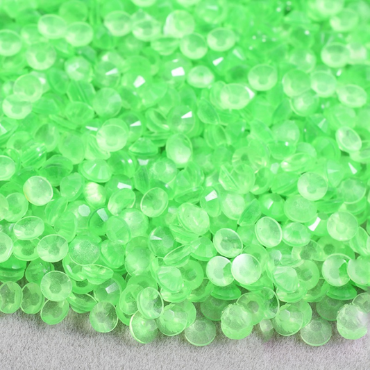Light Emerald Glow in the Dark Non-Hotfix Resin Rhinestone – product image 1