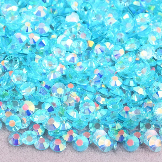 Transparent Aquamarine AB Non-Hotfix Resin Rhinestone – product image 1