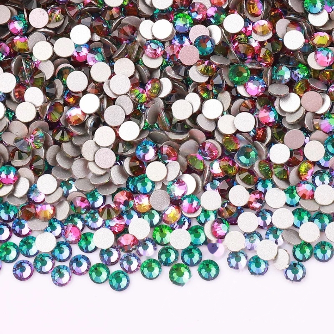 Green Flare Flatback Glass Rhinestone – product image 1