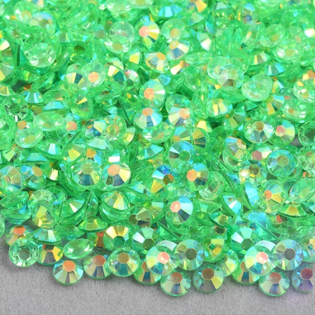 Transparent Peridot AB Non-Hotfix Resin Rhinestone – product image 1