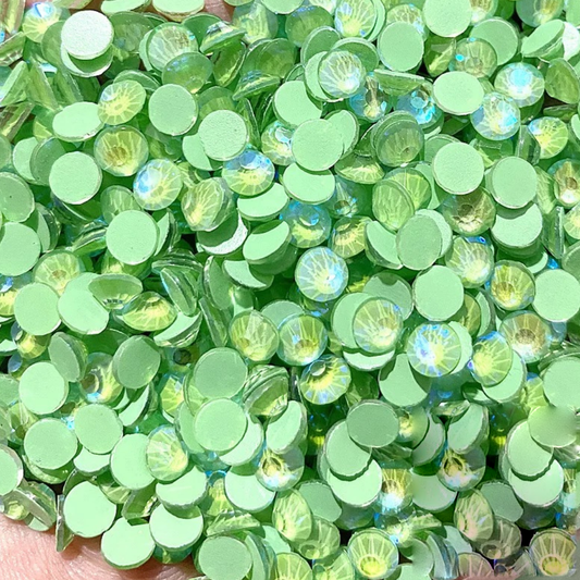 Luminous Peridot AB Flatback Glass Rhinestone – product image 1